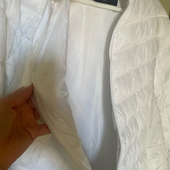 SPYDER PUFF JACKET - Picture 10 of 10